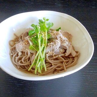 豚こまと豆苗の温蕎麦